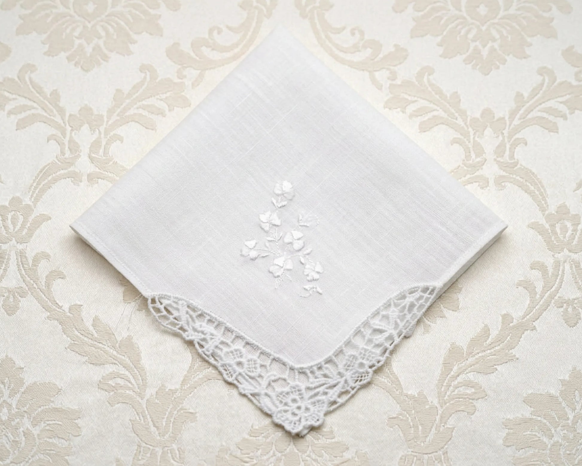 white corner lace bridal embroidery hankie