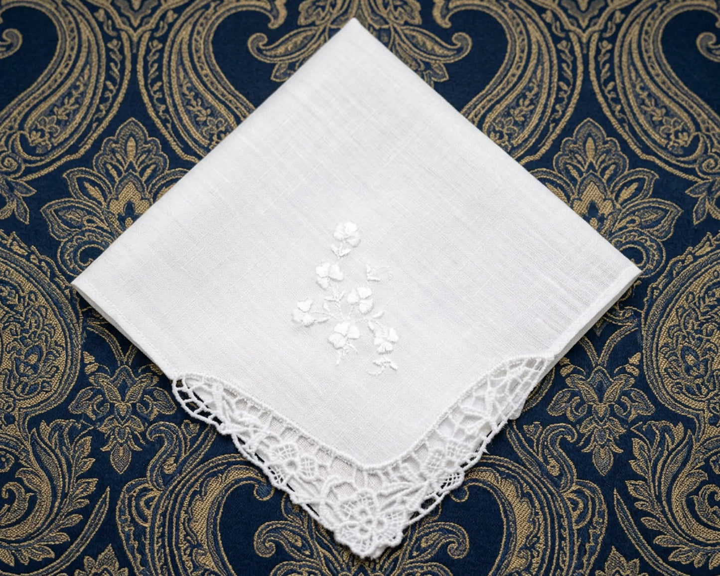 white corner lace bridal hanky 